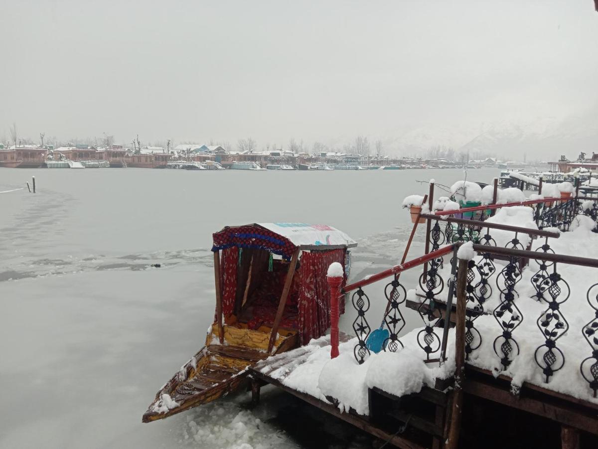 New Bombay Heritage Group Of House Boat Srinagar  Exterior photo